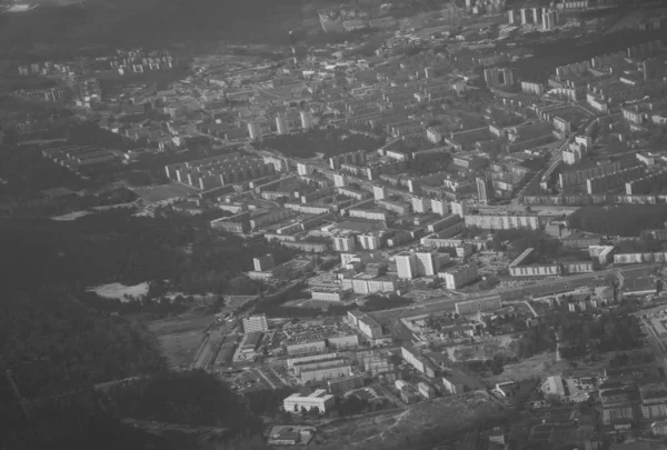 Vista aérea da área urbana. Mustamae, Tallinn, Estónia. Preto e branco . — Fotografia de Stock