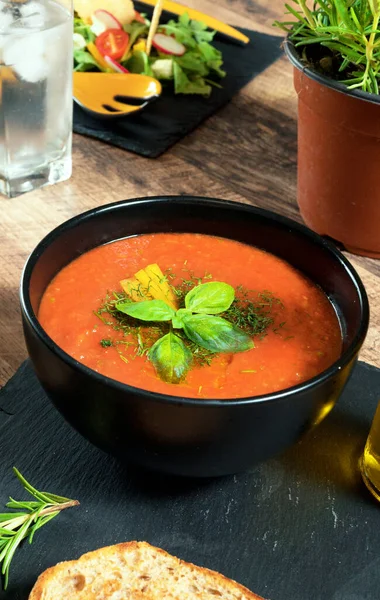 Traditional Cold Spanish Tomato Gazpacho Soup — Stock Photo, Image