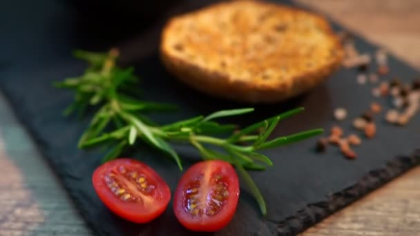 Soupe Traditionnelle Gaspacho Tomate Froide Espagnole — Video