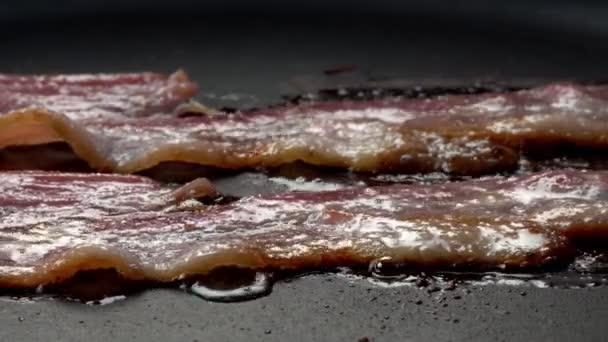 Close View Bacon Slices Frying Pan — Stock Video
