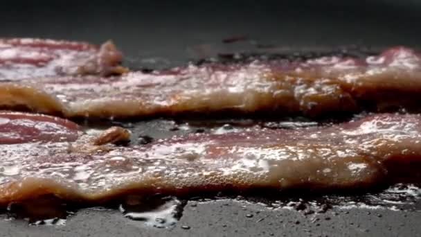 Close View Bacon Slices Frying Pan — Stock Video