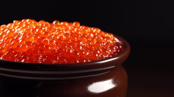 Colher Recolhe Caviar Vermelho Pote — Vídeo de Stock