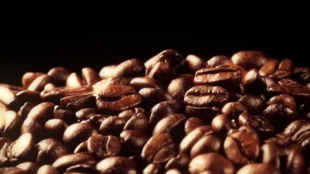 Rotazione Dei Chicchi Caffè Appena Tostati — Video Stock