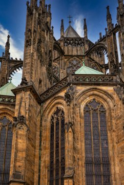 Prag Kalesindeki Gotik Aziz Vitus Katedrali.