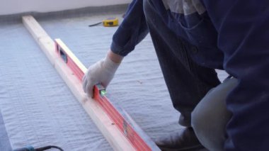 Ana marangoz çam ahşap zemin bağlar-Eko-dostu döşeme. Beton için gecikme vidalama.