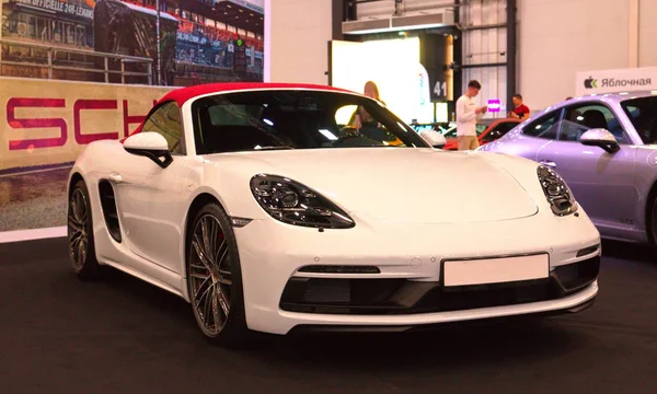 Yeni Alman Lüks Spor Otomobil Porsche Boxster Royal Motor Show — Stok fotoğraf