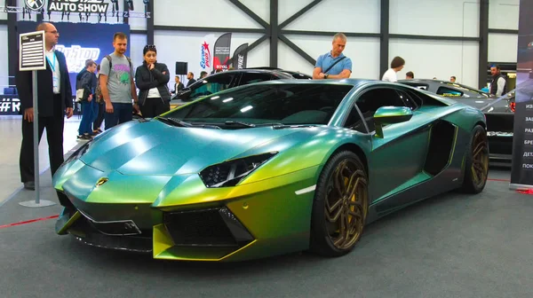Lüks İtalyan supercar Lamborghini Royal motor Show'da. 10 Haziran 2018. St. Petersburg, Rusya Federasyonu.