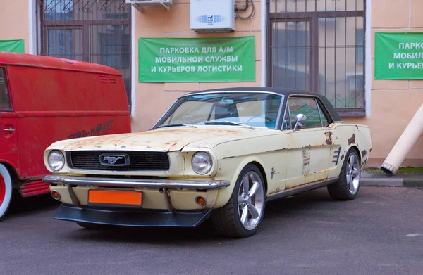 The American oldtimer car Mustang — Stock Photo, Image