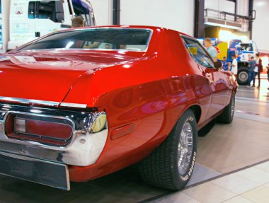 Amerikan Gran Torino Spor araba, 70s. Geri görünüm.