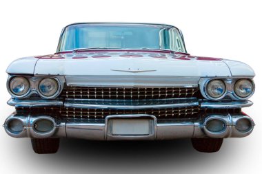 Klasik Amerikan Vintage arabası Cadillac Eldorado 1959 beyaz arka planda izole edildi. Ön görünüm.