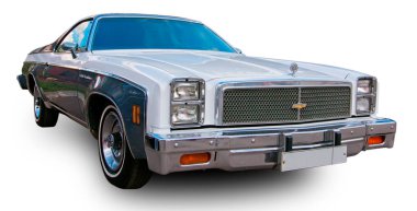 Klasik Amerikan Vintage arabası 1976 Chevrolet El Camino beyaz arka planda izole edildi.