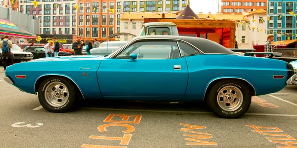 Αμερικάνικο Κλασικό Αυτοκίνητο Dodge Challenger 1970 Στο Αρχικό Meet Show — Φωτογραφία Αρχείου