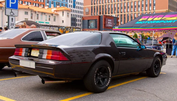 Orijinal Meet Show 'da klasik Amerikan Kas Arabası Chevrolet Camaro üçüncü nesil. Rusya, St. Petersburg, 5 Eylül 2020.