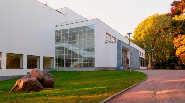 Kütüphanenin yapımı Fin mimar Alvar Aalto, Vyborg, Rusya, 09 / 15 / 2020