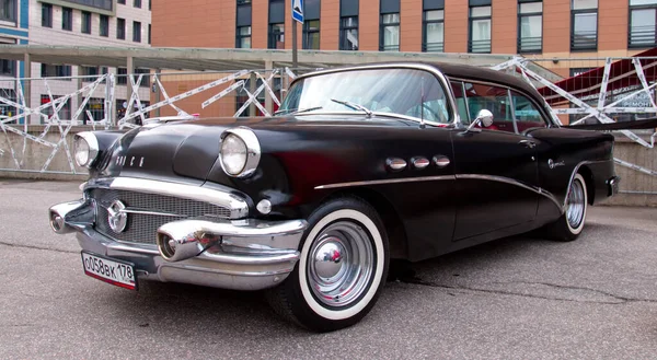 Classical American Vintage Car Buick Special 1956 Original Meet Show —  Fotos de Stock