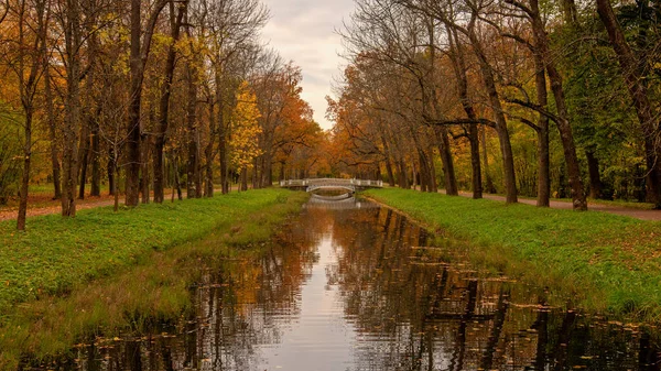 Alexander Park Hösten Pushkin Tsarskoe Selo Sankt Petersburg Ryssland Oktober — Stockfoto