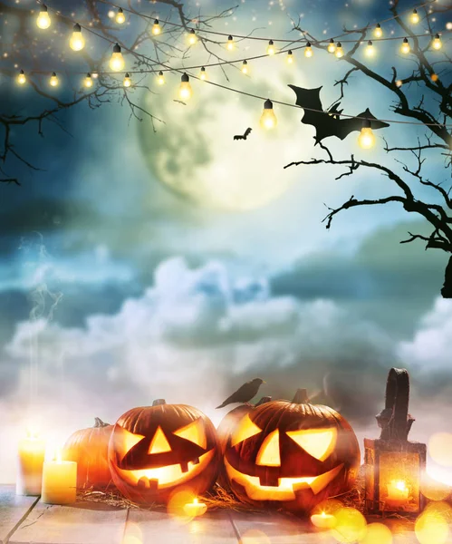 Spooky Halloween Pumpkins Karanlık Korku Arka Plan Ile Ahşap Plakalar — Stok fotoğraf