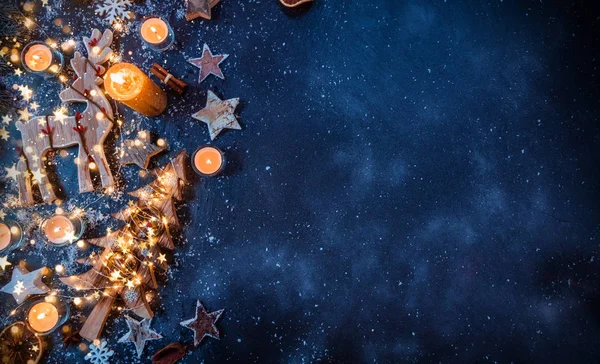 Fundo Natal Com Decorações Madeira Velas Espaço Livre Para Texto — Fotografia de Stock