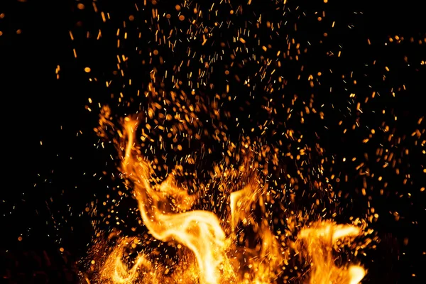 Fuoco Scintille Particelle Con Fiamme Isolate Sfondo Nero — Foto Stock