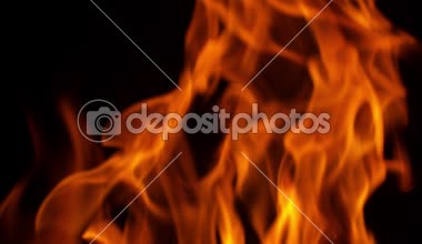 Süper Yavaş Ateş Patlaması Kara Arkaplanda izole edildi. Yüksek Hız Kamerası 'nda çekildi, 1000 fps.