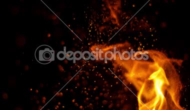 Siyah arka planda izole edilmiş çok yavaş ateş kıvılcımları. Yüksek hızlı kamera, 1000 fps.