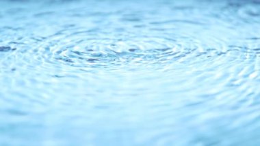 Su sıçramasına, süper ağır çekim. Yüksek hız sinema Kamerası, 1000 fps üzerinde filme.