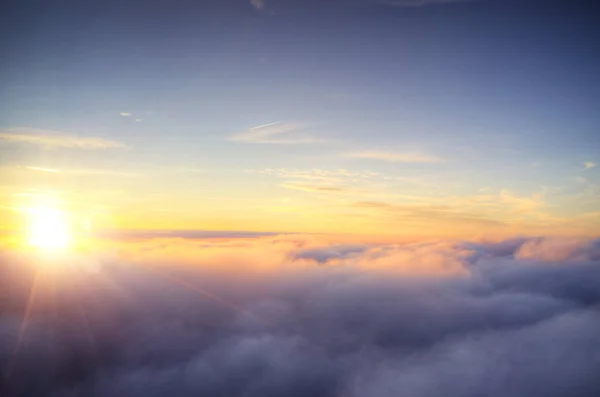 Güzel Gündoğumu Bulutlu Gökyüzü Hava Görünümden Bulutların Üzerinde Uçak Görünümü — Stok fotoğraf