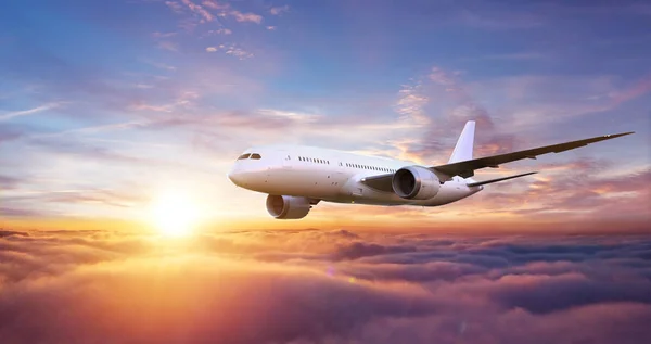 Enorme Twee Verdiepingen Passagiers Commerciële Vliegtuig Vliegen Boven Wolken Het — Stockfoto