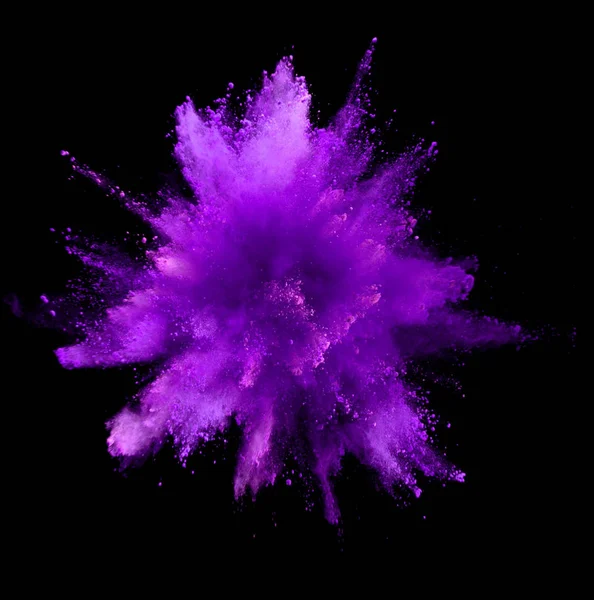 在黑色背景上的紫色粉末的爆炸式增长 — 图库照片