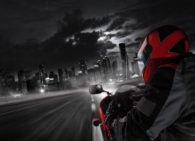 Pov süper spor motosiklet sürücüsü