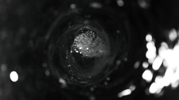 Super Slow Motion Versare Acqua Forma Twister Girato Cinepresa Alta — Video Stock