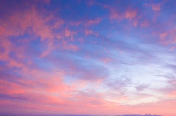 Beautiful sunset clouds in pink colors — Stock Photo, Image