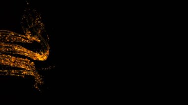 Kola/viski/çay siyah arka plan üzerine izole sıçramasına, süper ağır çekim. Çok yüksek hızlı kamera, 1000 fps filme.