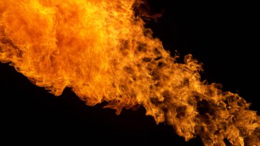 Siyah arka planda izole yangın patlaması