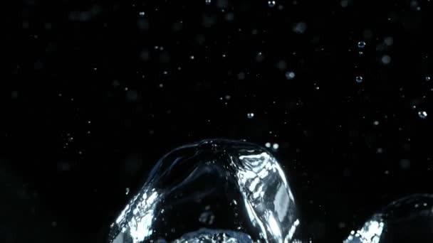 Сверхмедленное Движение Пузырящейся Воды Деталях Съемки Высокой Скорости Кинокамеры 1000 — стоковое видео