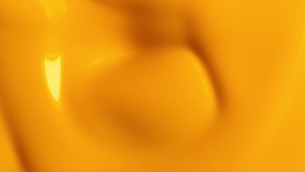 Movimento Super Lento Mistura Tinta Amarela Fundo Abstrato Filmado Câmera — Vídeo de Stock
