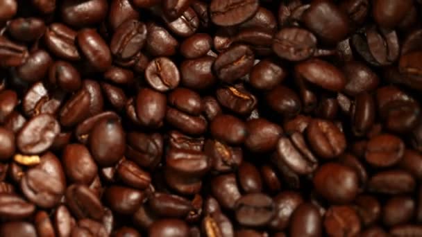 Kahve Çekirdeklerini Öğütme Nin Süper Yavaş Hareketi Yüksek Hızlı Sinema — Stok video