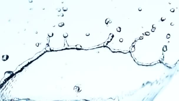 水冠形状の水しぶきのスーパースローモーション 高速シネマカメラファントムVeo 1000Fpsで撮影 — ストック動画
