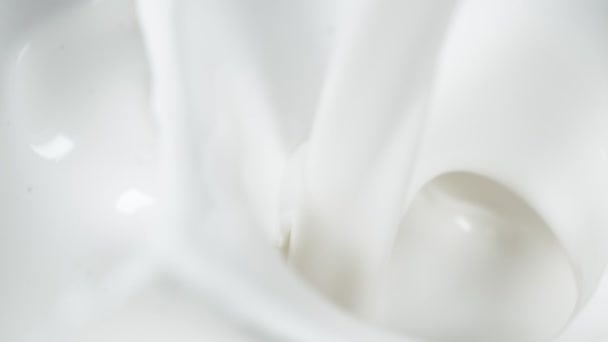 Супер Повільний Рух Потоку Молока Макросерія Знято Високошвидкісній Кінокамері 1000 — стокове відео