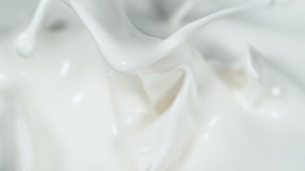 Super Wolne Tempo Rozbryzgów Mleka Układzie Makro Nagrywane Szybkim Aparacie — Wideo stockowe