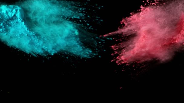 黒の背景に隔離された色の粉体衝突の超遅い動き 高速シネマカメラ 1000Fpsで撮影 — ストック動画