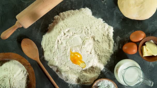 Super Slow Motion Raw Egg Falling Pile Flour Filmed High — Stock Video