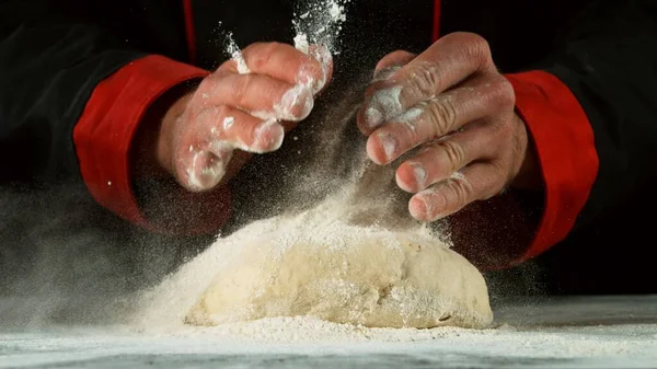 Frys Rörelse Spis Bearbetning Jäst Deg Koncept För Livsmedelsberedning — Stockfoto