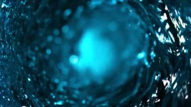 Hortum şeklinde dönen suyun süper yavaş çekimi. Yüksek hızlı sinema kamerası, 1000 fps..