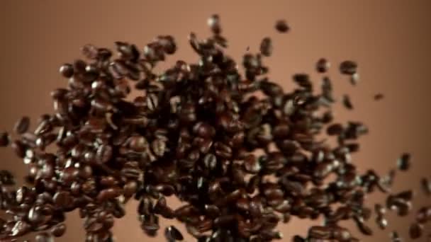 Super Slow Motion Chicchi Caffè Collisione Girato Cinepresa Alta Velocità — Video Stock