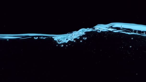 Super Slow Motion Att Vifta Vatten Isolerad Svart Bakgrund Inspelning — Stockvideo