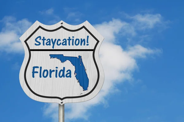 Florida Staycation Autobahnschild Florida Map Und Text Staycation Auf Einem — Stockfoto