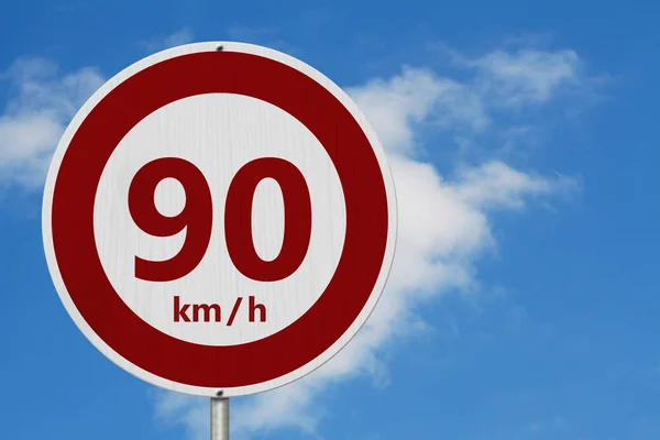 Limite Velocidade Vermelho Branco Sinal Estilo Europeu Com Fundo Céu — Fotografia de Stock