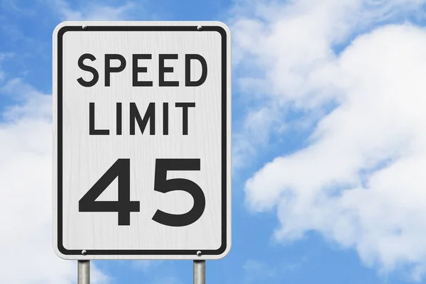 Знак ограничения скорости 45 миль в час — стоковое фото