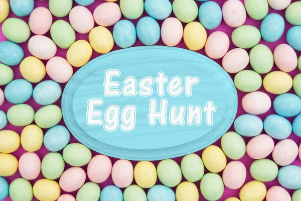 Easter egg hunt with candy Easter egg — Stock Photo, Image